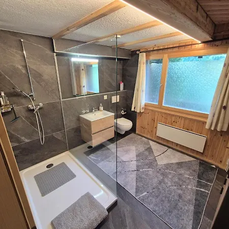 A Cozy Duplex In An Alpine *